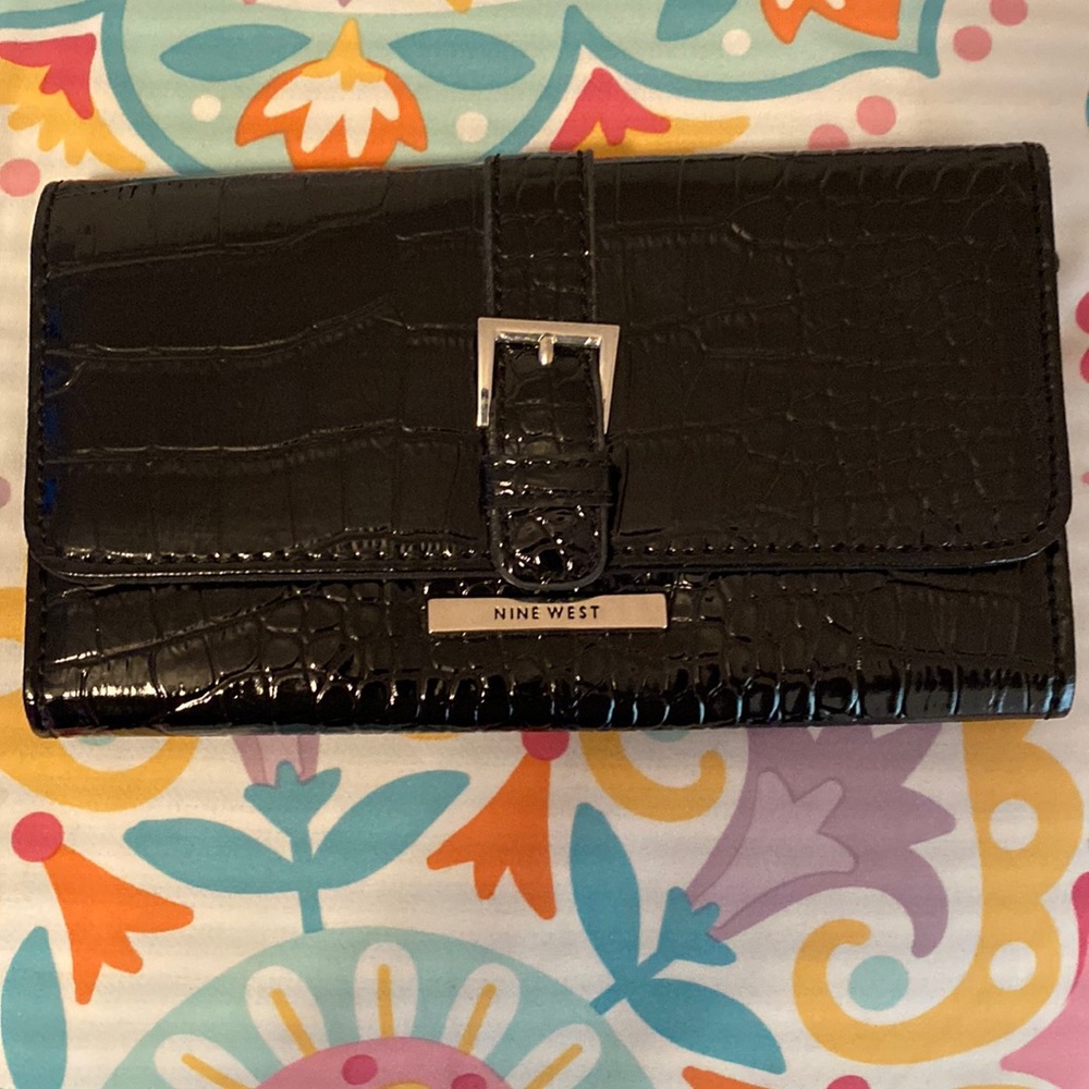 Black  patent wallet by Nine West.